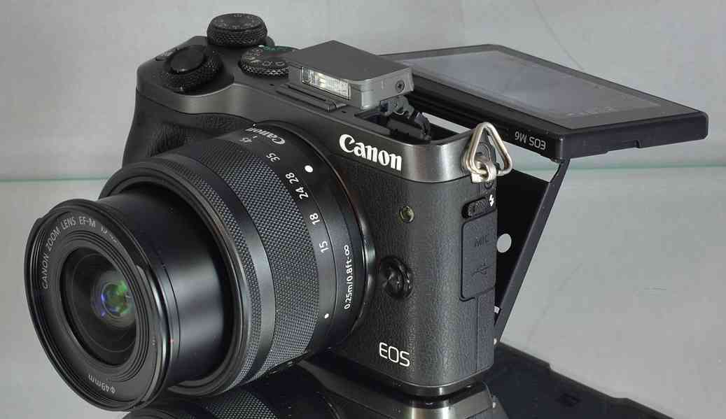Canon EOS M6 + EF-M 15-45mm IS STM * 12 600 Exp. - foto 7