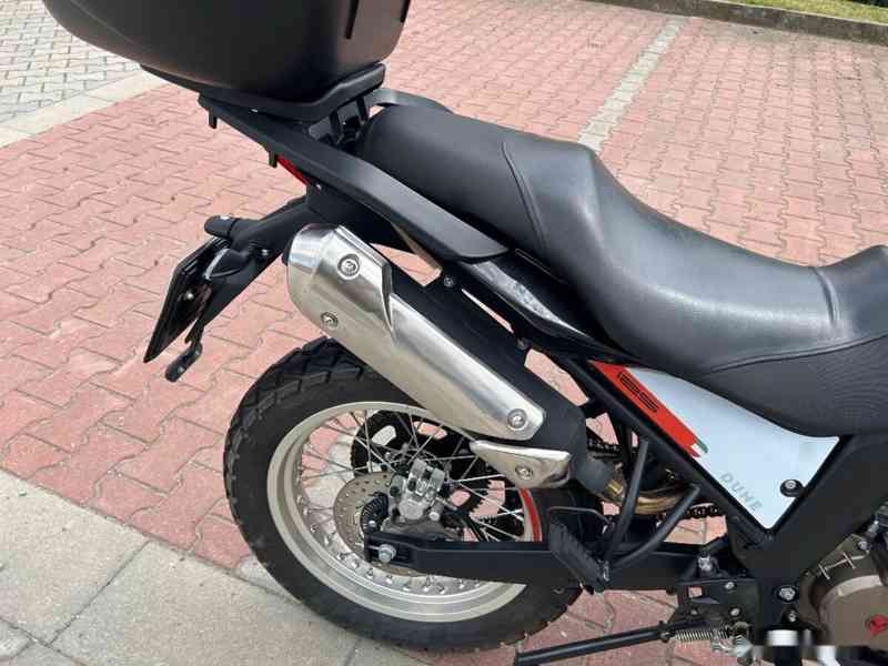 Malaguti Dune 125 2023 ČR 1. MAJ - foto 12