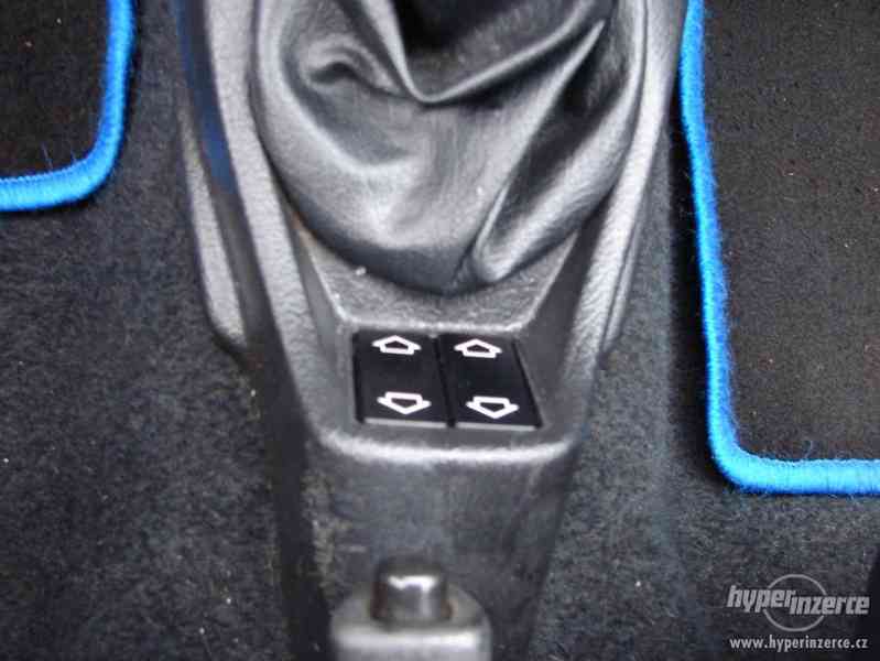 Citroen Saxo 1.6i VTS r.v.2001 - foto 8