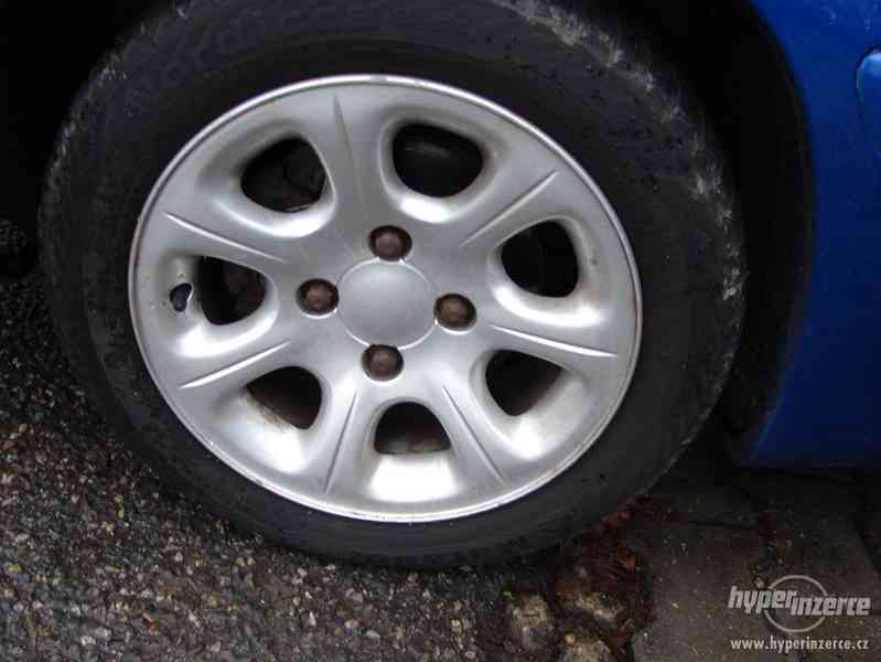 Citroen Saxo 1.6i VTS r.v.2001 - foto 11