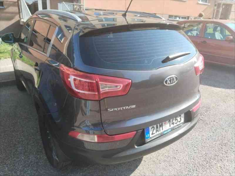 Kia Sportage 2,0 - foto 2