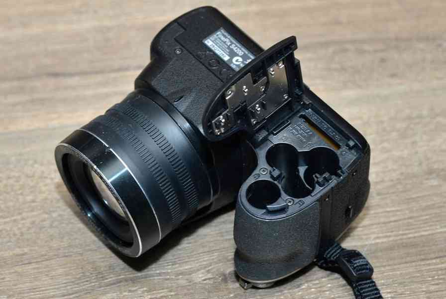 Fujifilm FinePix S4200 14 MPix*24x opZOOM*HD Video - foto 4