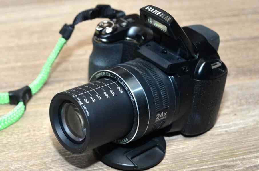 Fujifilm FinePix S4200 14 MPix*24x opZOOM*HD Video - foto 6