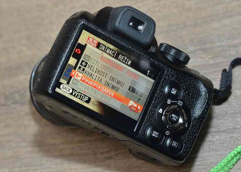 Fujifilm FinePix S4200 14 MPix*24x opZOOM*HD Video - foto 7