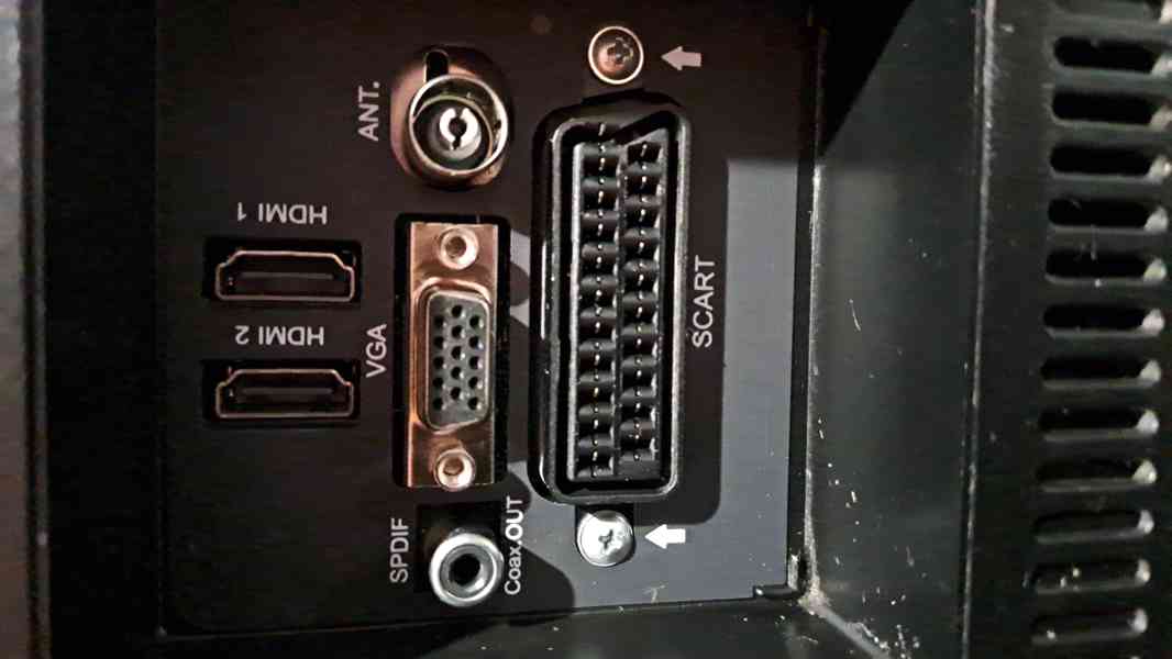 Televize Finlux 32FLD905HU - foto 4