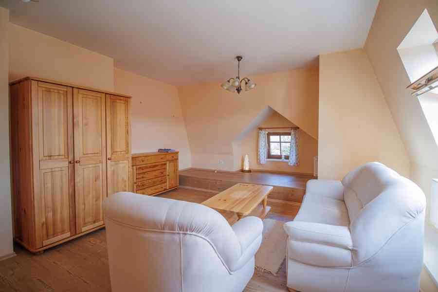 Prodej zděného mezonetu 2+kk (92 m²)  Kašperské Hory - foto 11