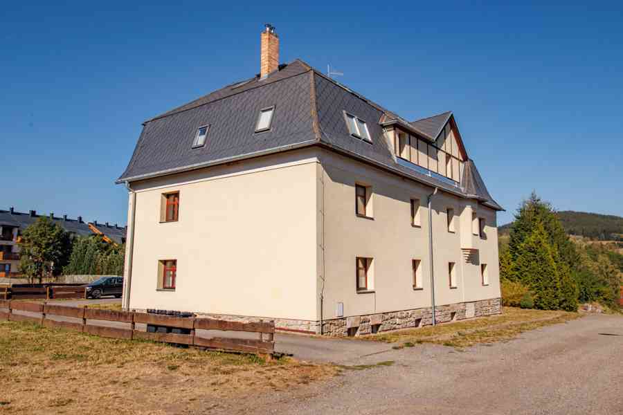 Prodej zděného mezonetu 2+kk (92 m²)  Kašperské Hory - foto 3