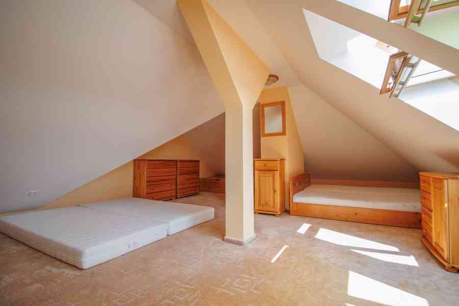 Prodej zděného mezonetu 2+kk (92 m²)  Kašperské Hory - foto 14