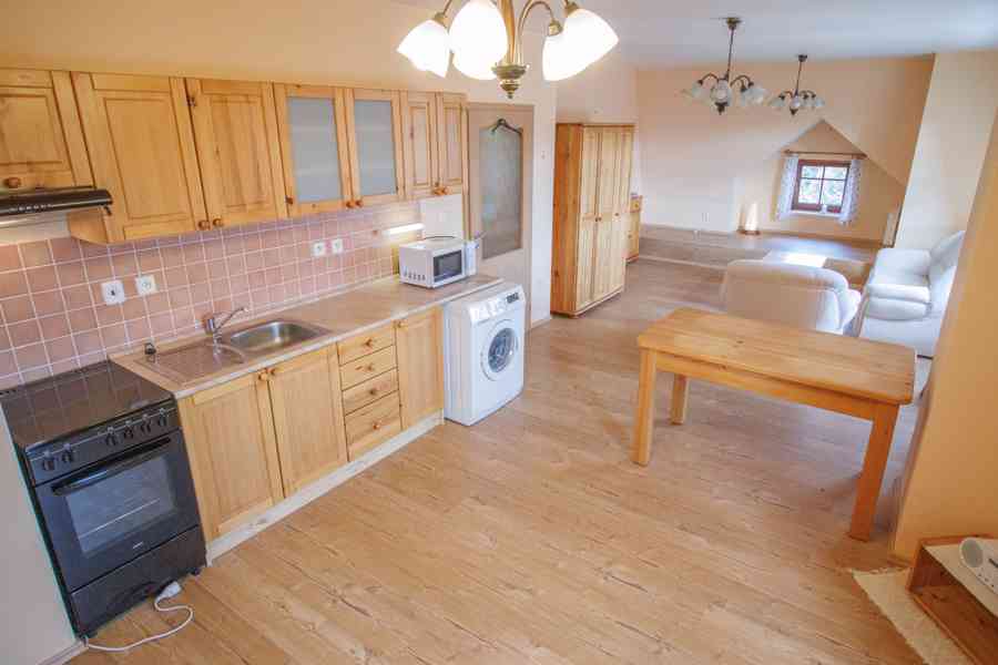 Prodej zděného mezonetu 2+kk (92 m²)  Kašperské Hory - foto 12