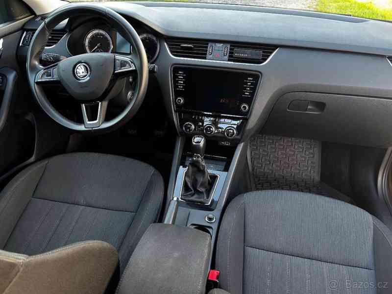Škoda Octavia 1,5   3 TSi Style Plus - foto 6