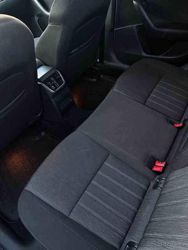 Škoda Octavia 1,5   3 TSi Style Plus - foto 4