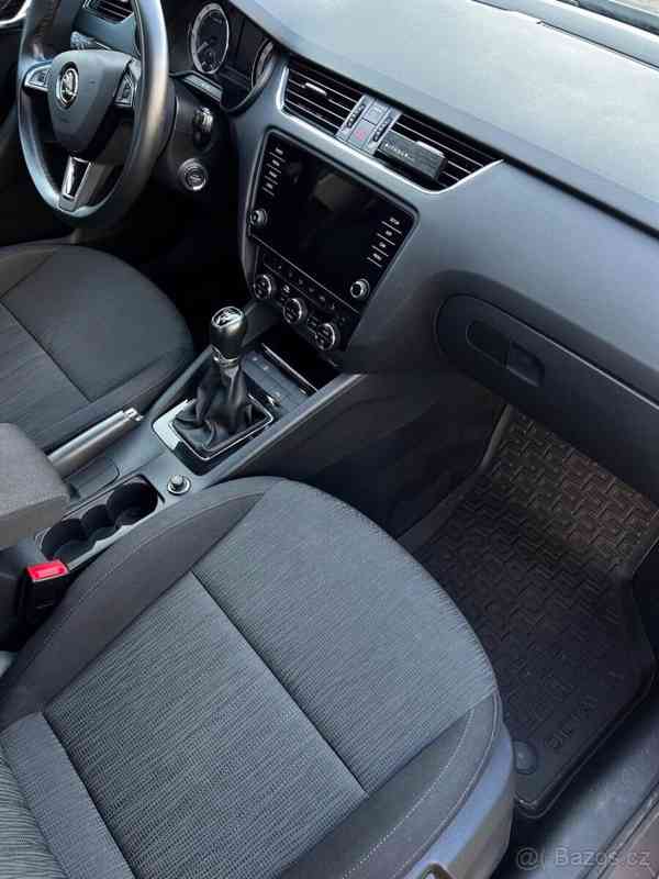 Škoda Octavia 1,5   3 TSi Style Plus - foto 5