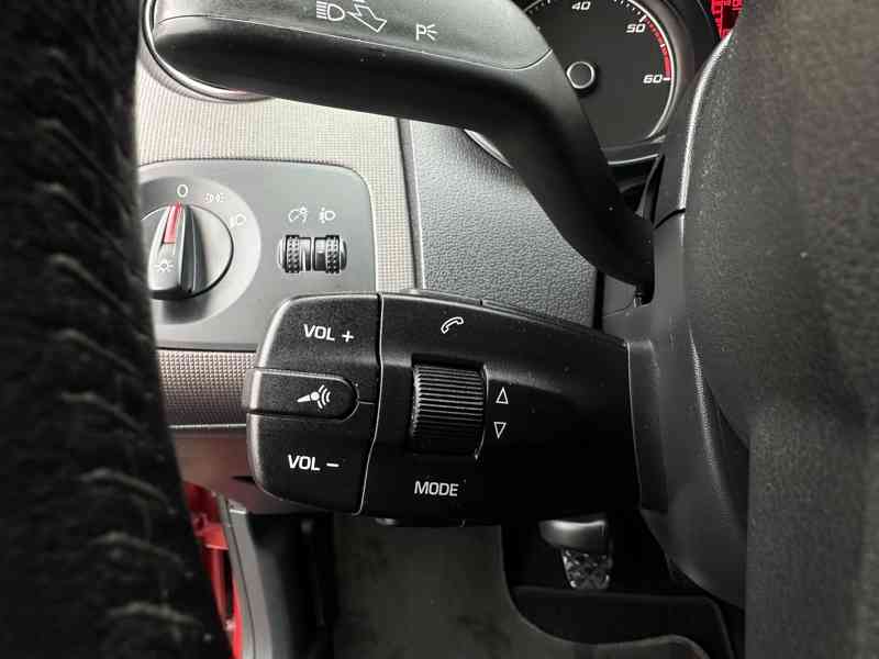 Seat Ibiza 1.6 TDi Digi Klima/ESP/1MAJ - foto 18