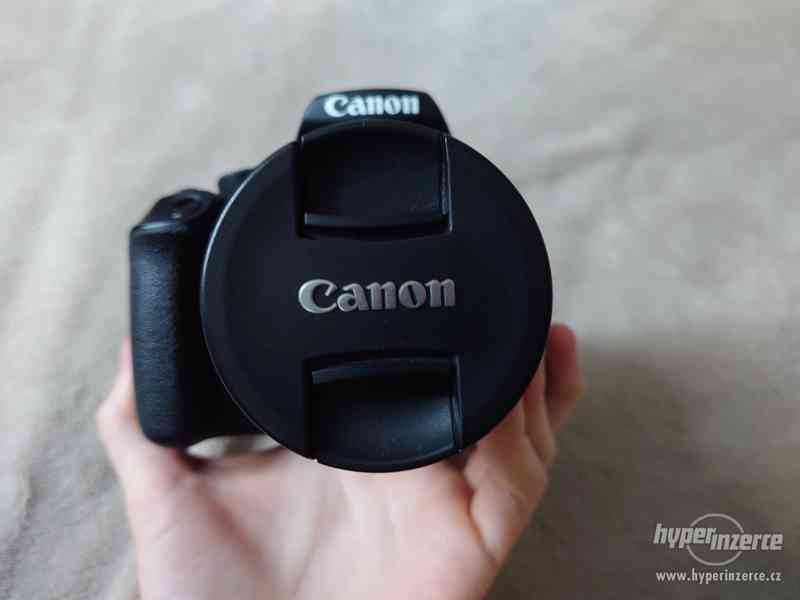 Canon EOS 1300D - foto 6