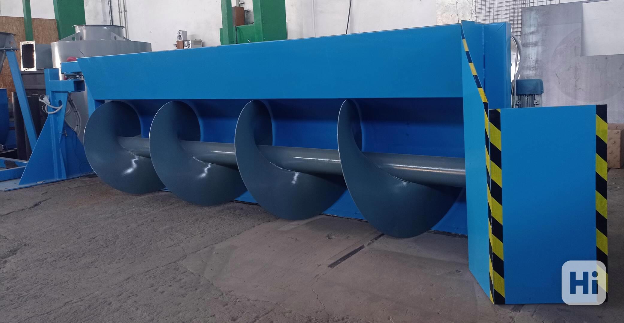 Přihrnovací šnekový dopravník - foto 1