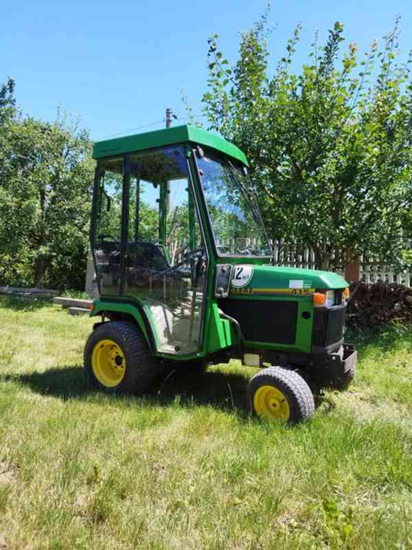 Traktor John Deere 415 Diesel 16hp - foto 2