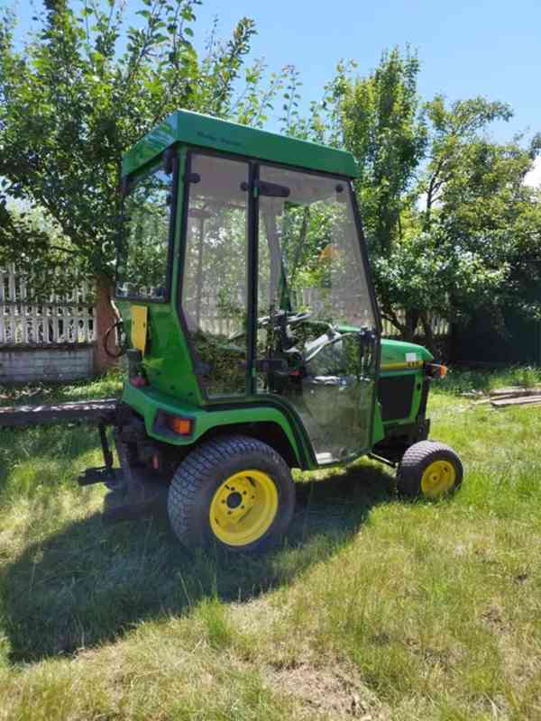 Traktor John Deere 415 Diesel 16hp - foto 3