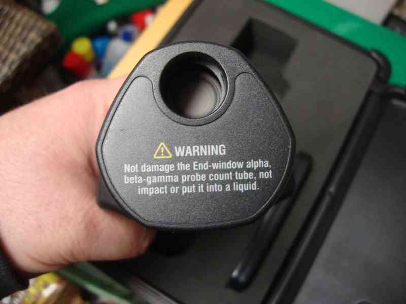 VOLTCRAFT RM-400 GEIGERŮV ČÍTAČ PRO KONTROLU RADIOAKTIVITY - foto 14