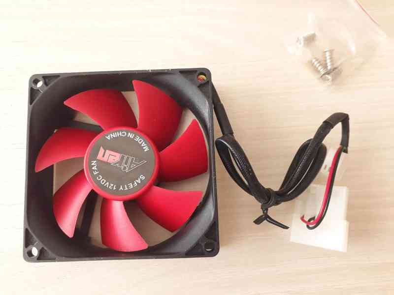 Airen Fan - tichý větrák k PC - Red Wings 80 Deluxe 80x80 mm - foto 3