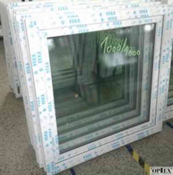 Plastové okno 100x100 bílé - foto 1