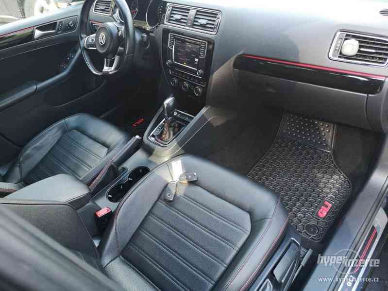 Volkswagen Jetta 2.0 TFSI DSG - foto 5