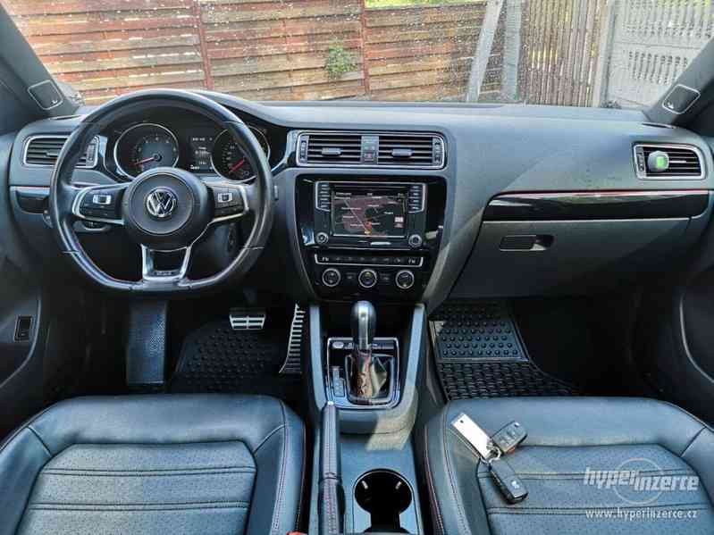 Volkswagen Jetta 2.0 TFSI DSG - foto 6