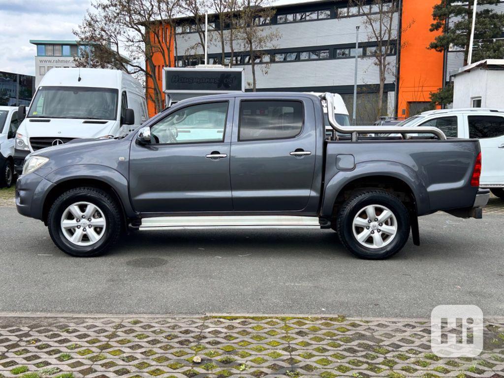 Toyota Hilux Double Cab 3.0 D-4D manuál 126kw - foto 1