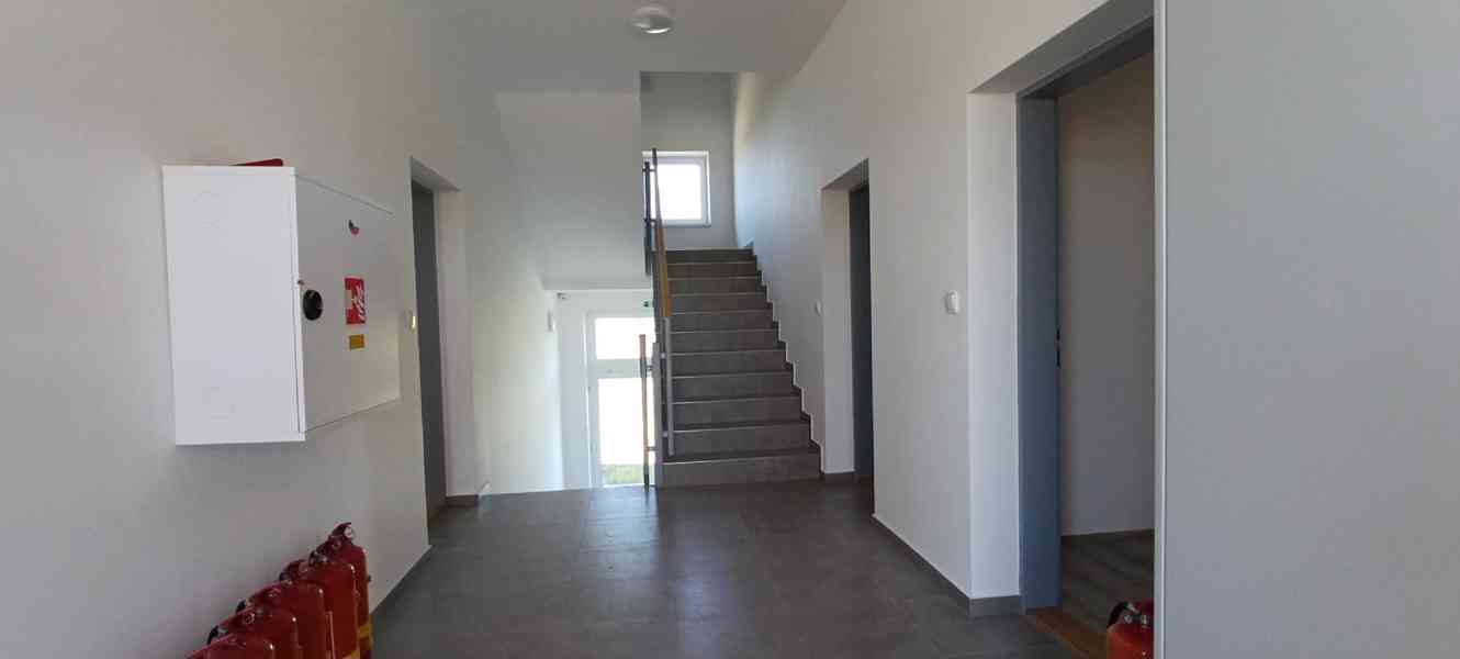 Prodej nového bytu 2+kk s terasou okr. Znojmo - foto 9