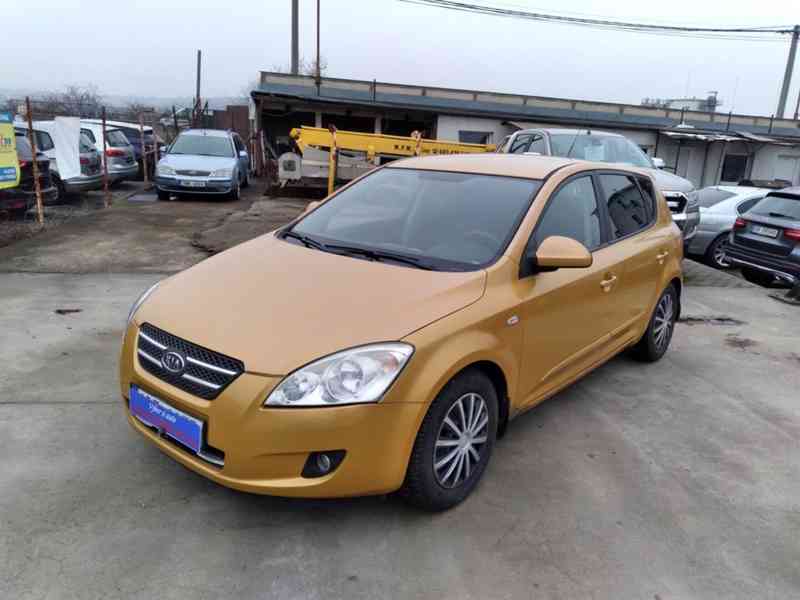KIA CEED 1.4 16V   ČR,KLIMA - foto 3