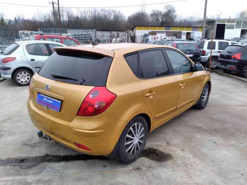 KIA CEED 1.4 16V   ČR,KLIMA - foto 8