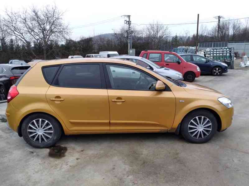KIA CEED 1.4 16V   ČR,KLIMA - foto 5