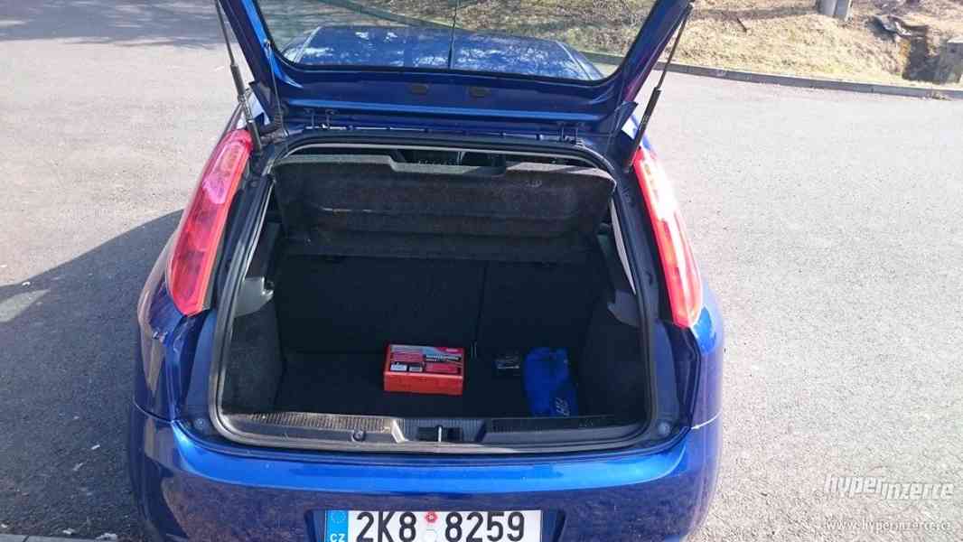 Fiat Grande Punto 1.2 benzín, r.v.2008, 129 500km - foto 8