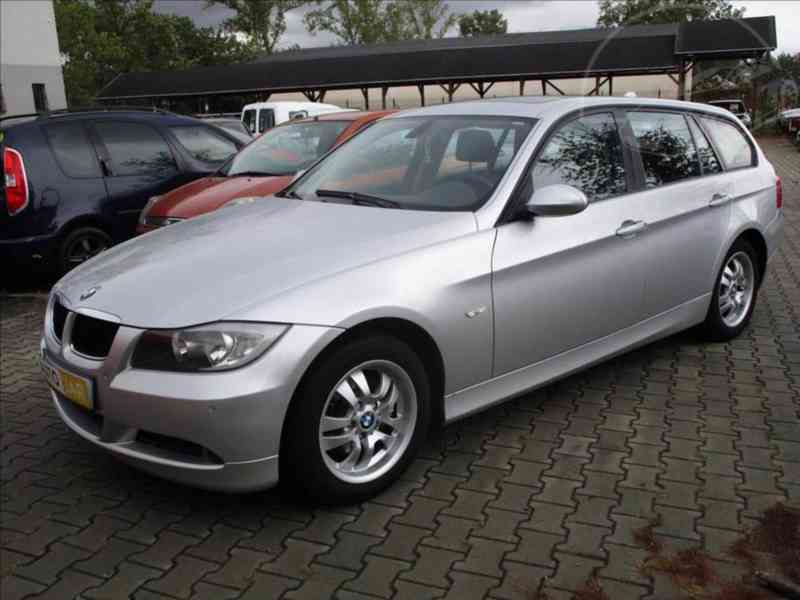 BMW 320 d 2,0 KLIMA - foto 2