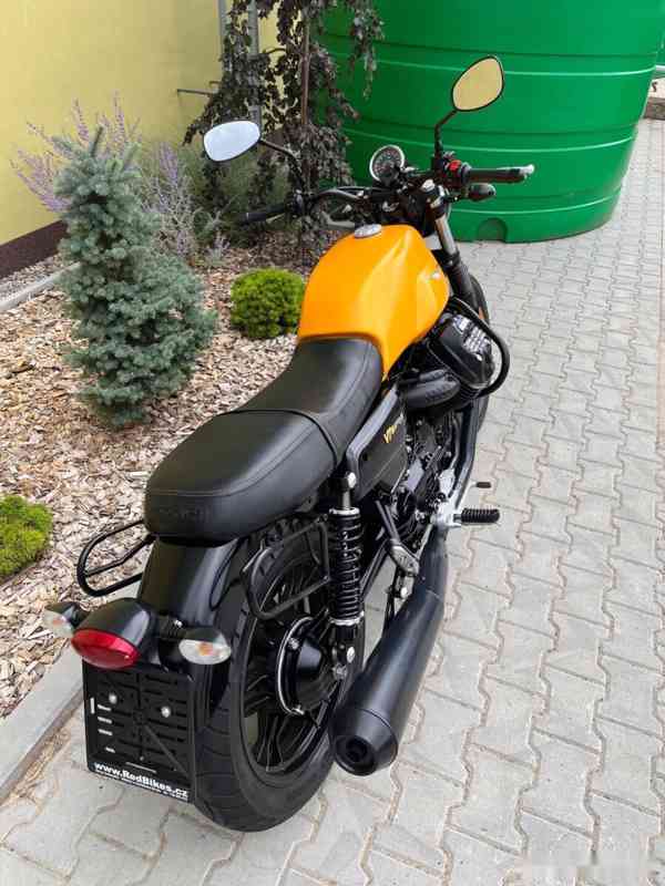 Moto Guzzi V7 III Stone - foto 5