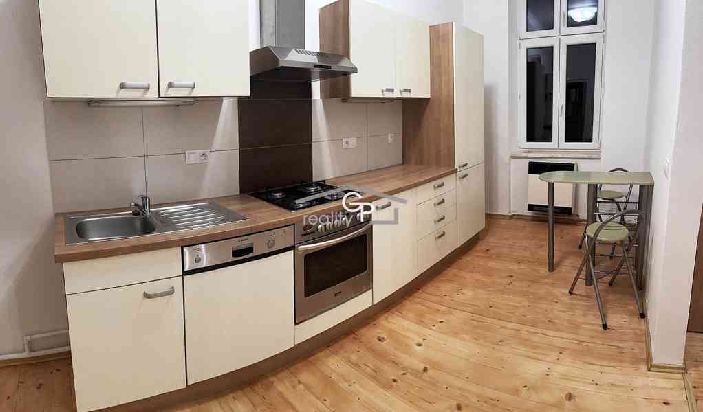 Pronájem 2+kk, ul. Jírovcova, Č. Budějovice - foto 2