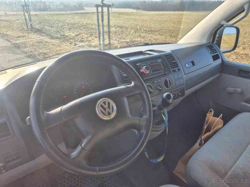 Volkswagen Transporter 2,5   TDI 96kW - foto 2