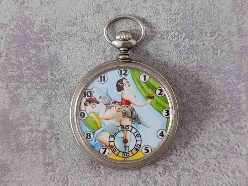 Starožitné kapesní hodinky Junghans erotický motiv - foto 3