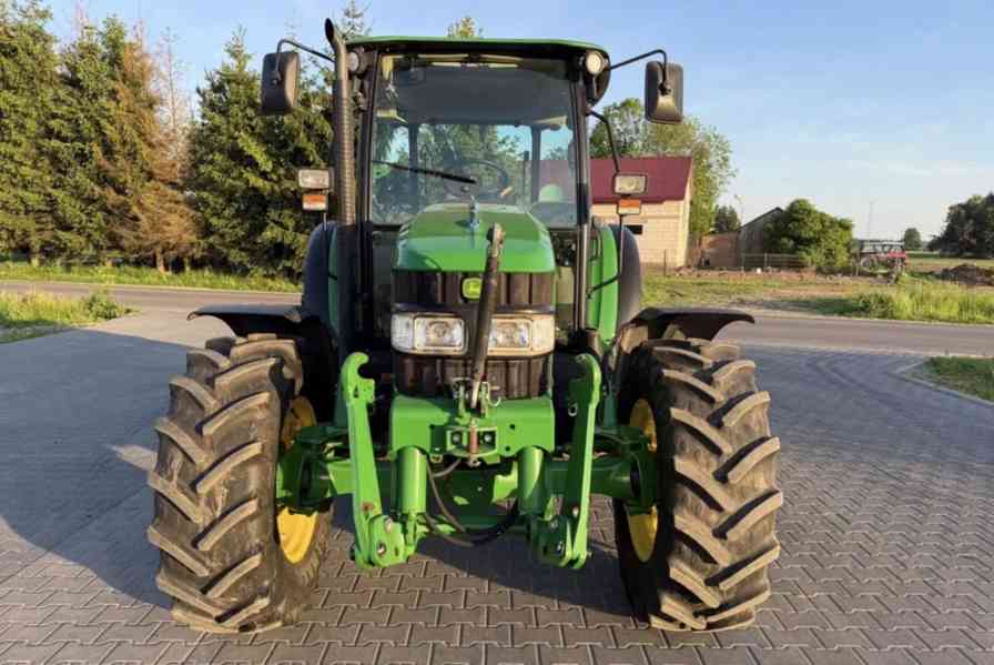 JOHN DEERE 5070 M – 75 HP – ROK 2010 – POUZE 2 471 H - foto 2