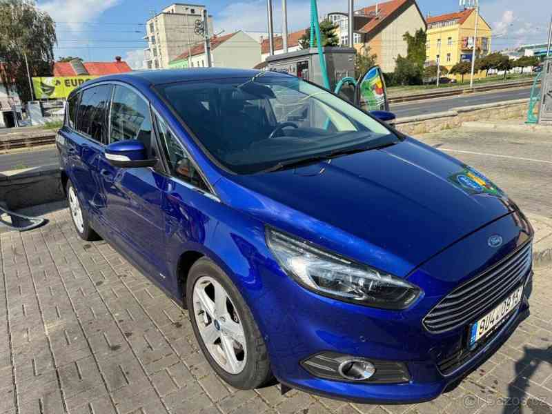 Ford S-MAX 2,0 Titanium  TDCi 132kW PowerShift 4x4  S-MAX - foto 8