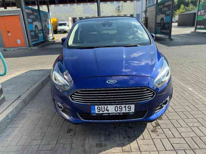 Ford S-MAX 2,0 Titanium  TDCi 132kW PowerShift 4x4  S-MAX - foto 4