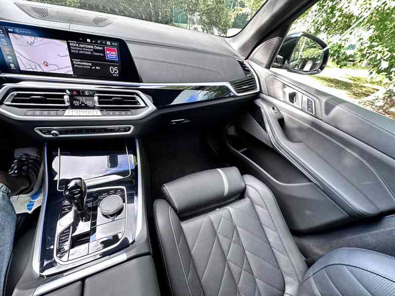 2023 BMW X5 xDrive30d xLine HUD Pano DPH Zaruka 26 - foto 12