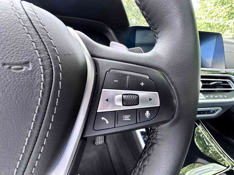 2023 BMW X5 xDrive30d xLine HUD Pano DPH Zaruka 26 - foto 21