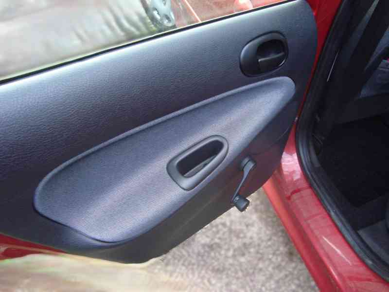 Peugeot 206 Generation top top stav - foto 8