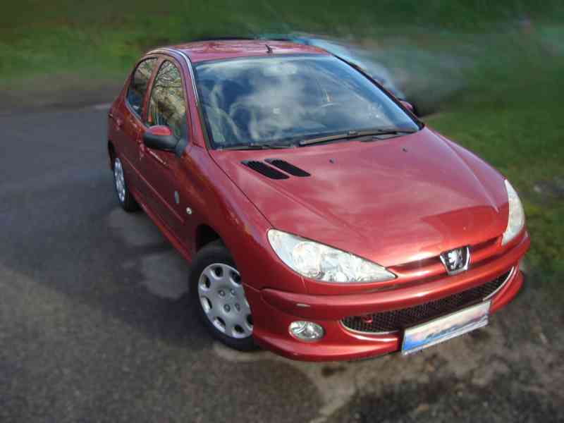 Peugeot 206 Generation top top stav - foto 1