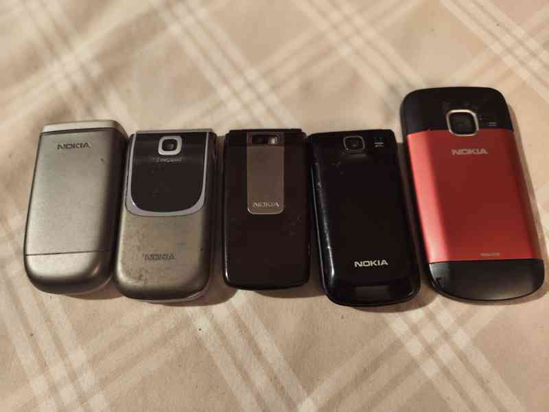 Mobilní tlačítkové telefony NOKIA č.4 - foto 4