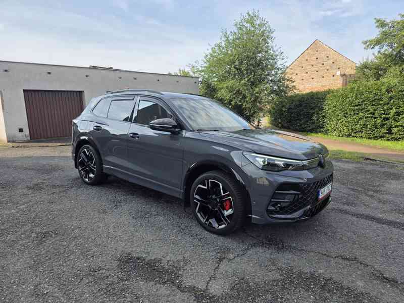 VW Tiguan R-Line - TOP STAV- 12800Km - foto 4