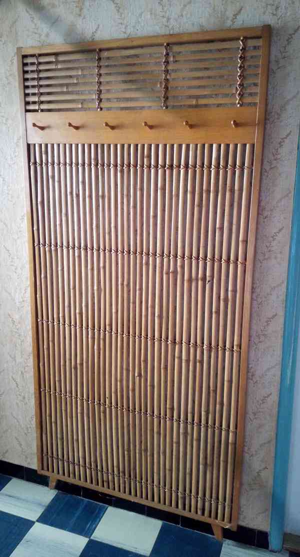 RETRO věšáková stěna - foto 5