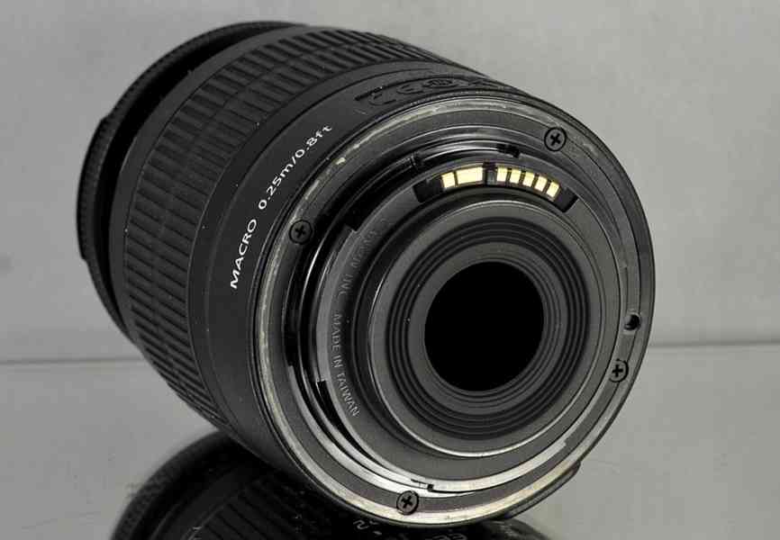 Canon EF -S 18-55mm f/3.5-5.6 III **3. generace** - foto 6