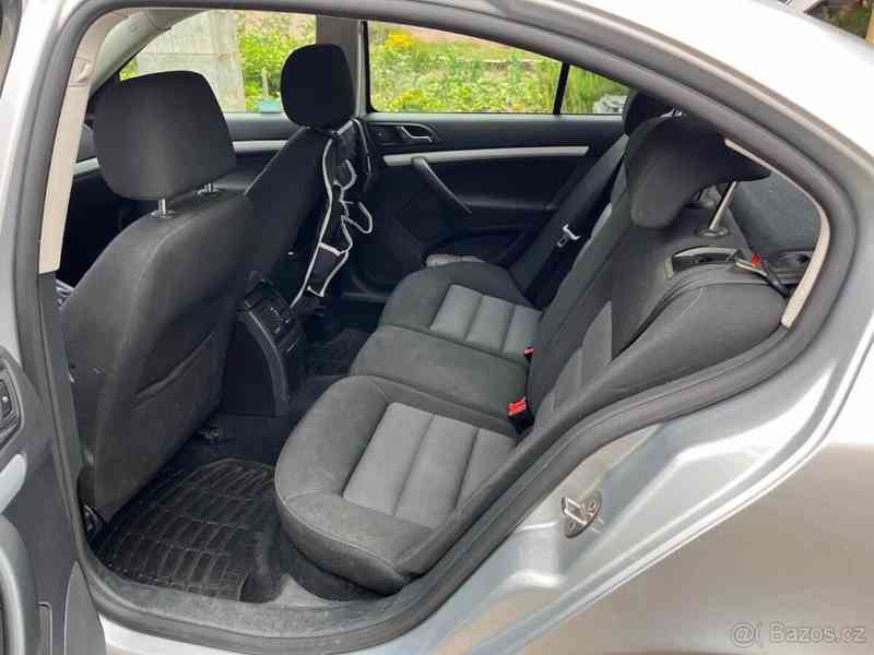 Škoda Octavia 1,9   II TDI - foto 9