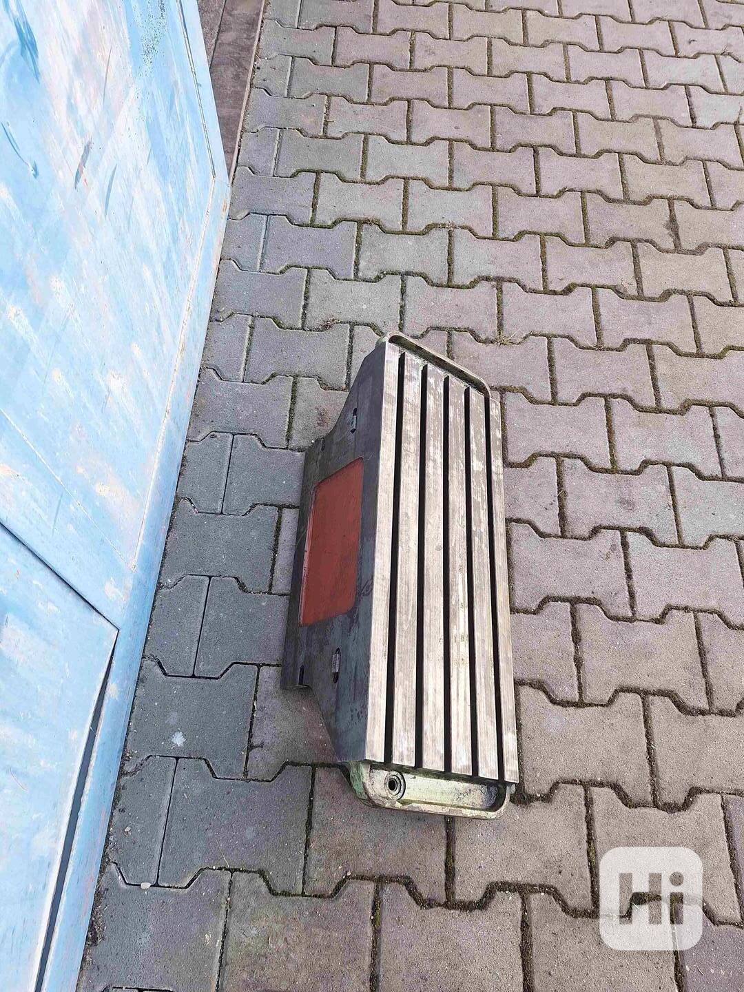 Stůl pod vrtačku,frézku - foto 1